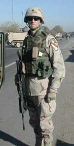 Thumbnail image of LTC David Chesser in Iraq. Click for a larger version.